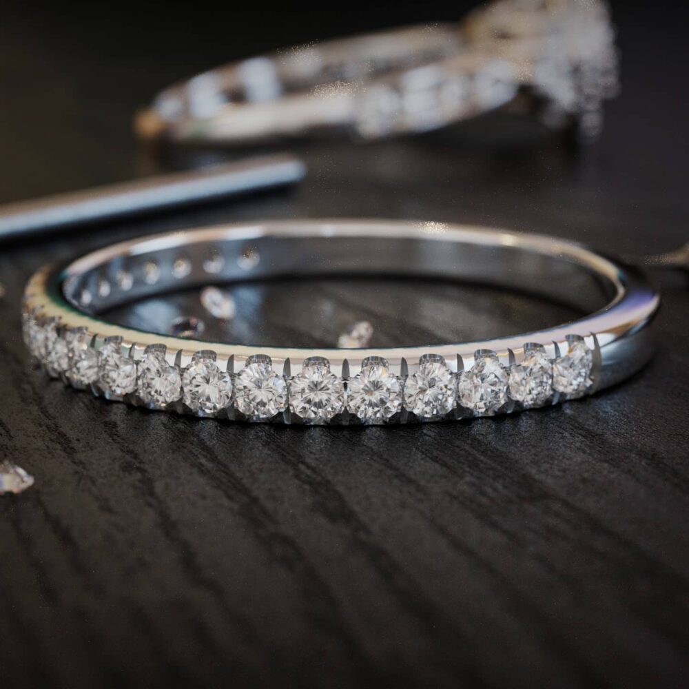 Half eternity band white gold