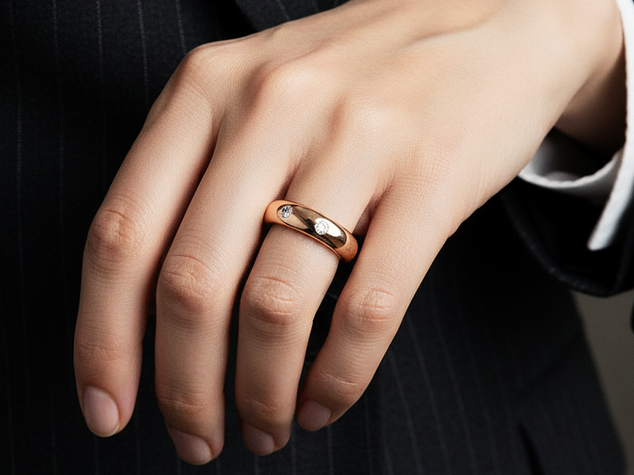 Trio moissanite band