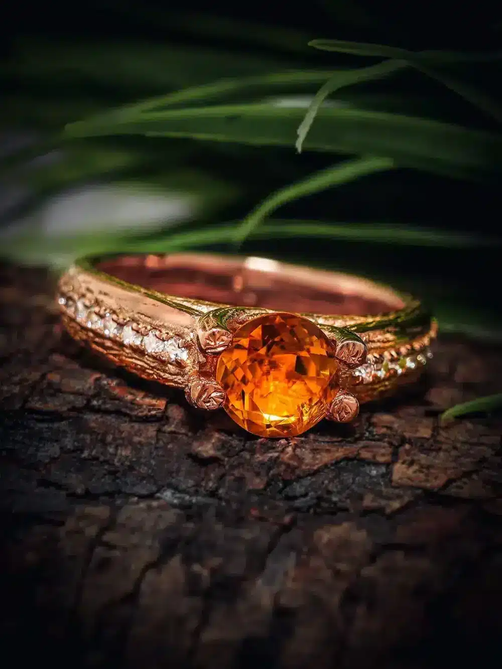 Luxurious citrine ring