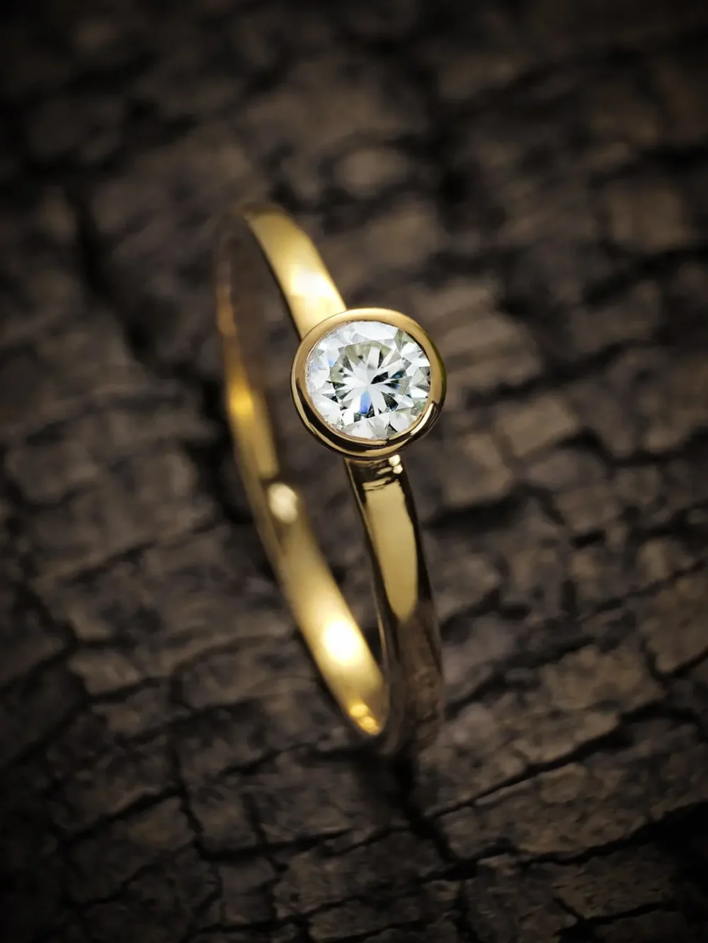 Moissanite solitaire ring