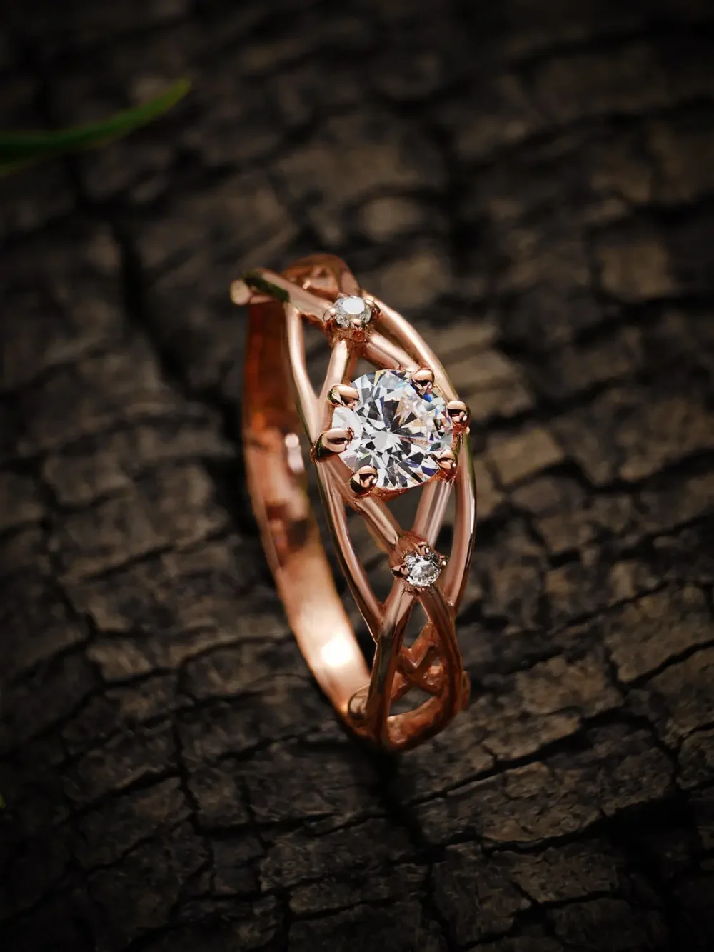 Moissanite diamond branch ring